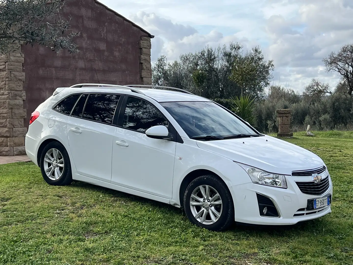 Chevrolet Cruze SW 1.6 LT 124cv con impianto GPL nuovo - 1
