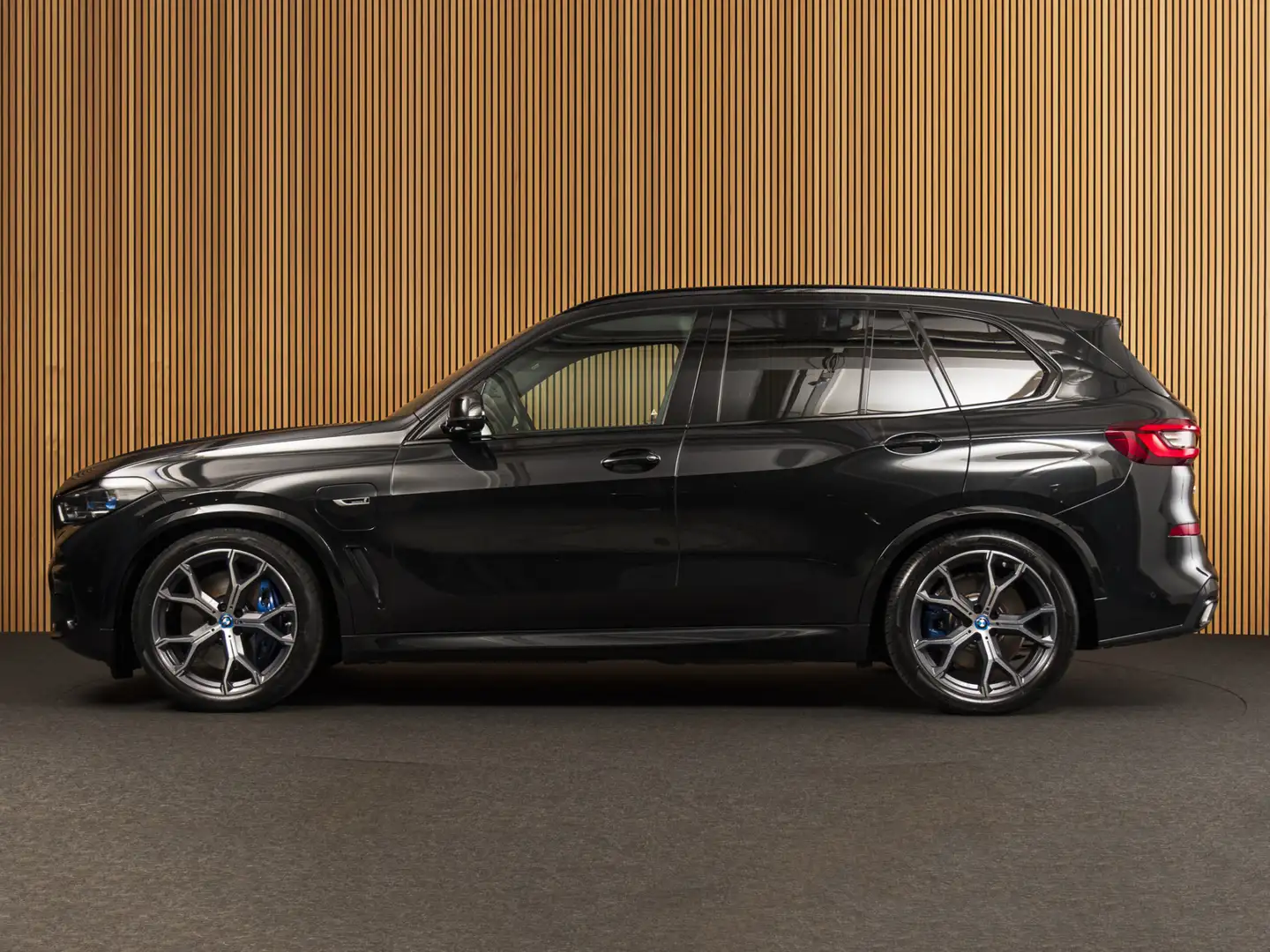 BMW X5 xDrive45e MSPORT-PANO-LASER-H/K Negro - 2
