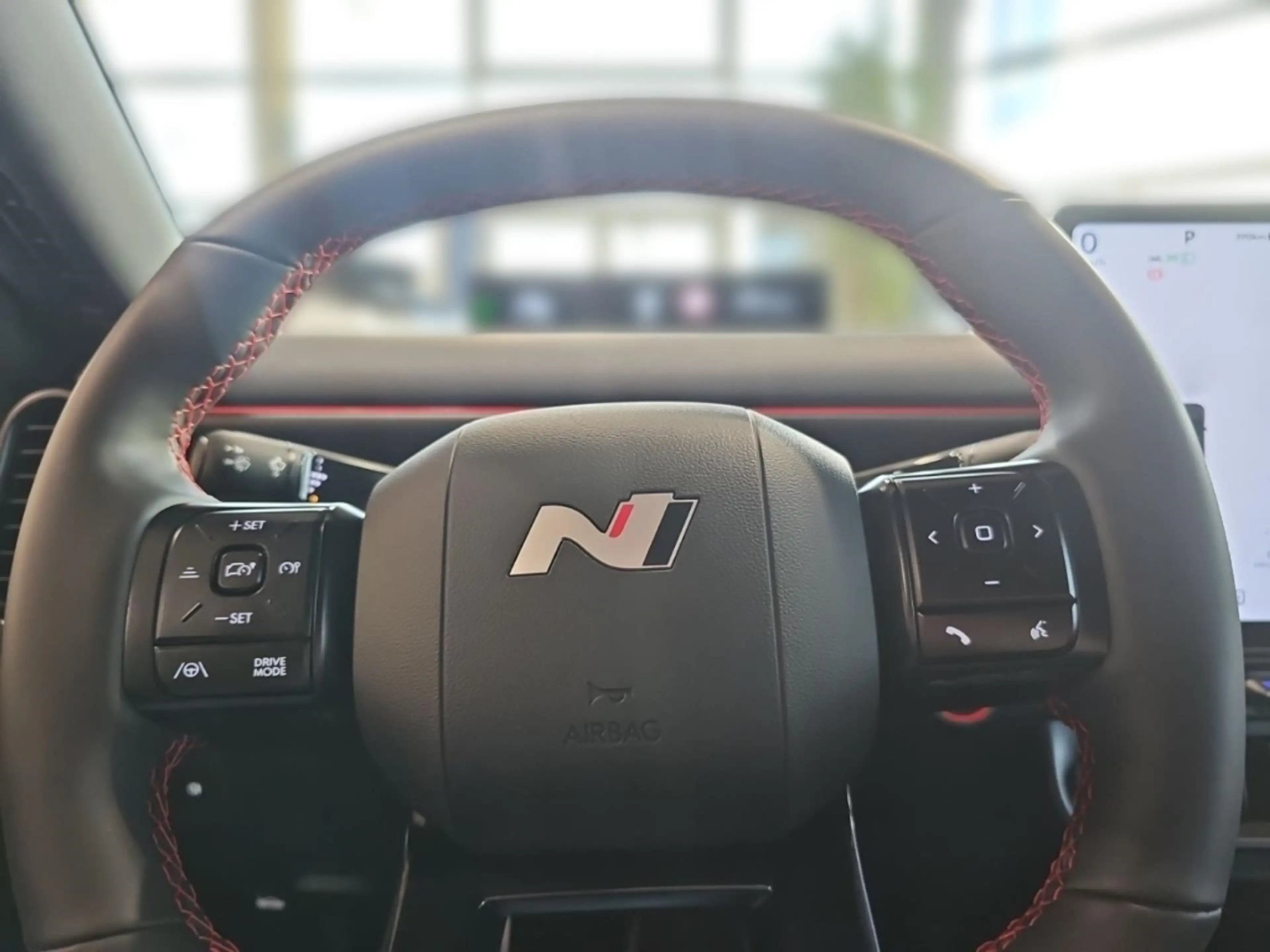 Hyundai IONIQ 3 N-Line 61kWh Voll-LED Kamera Navi — photo 8