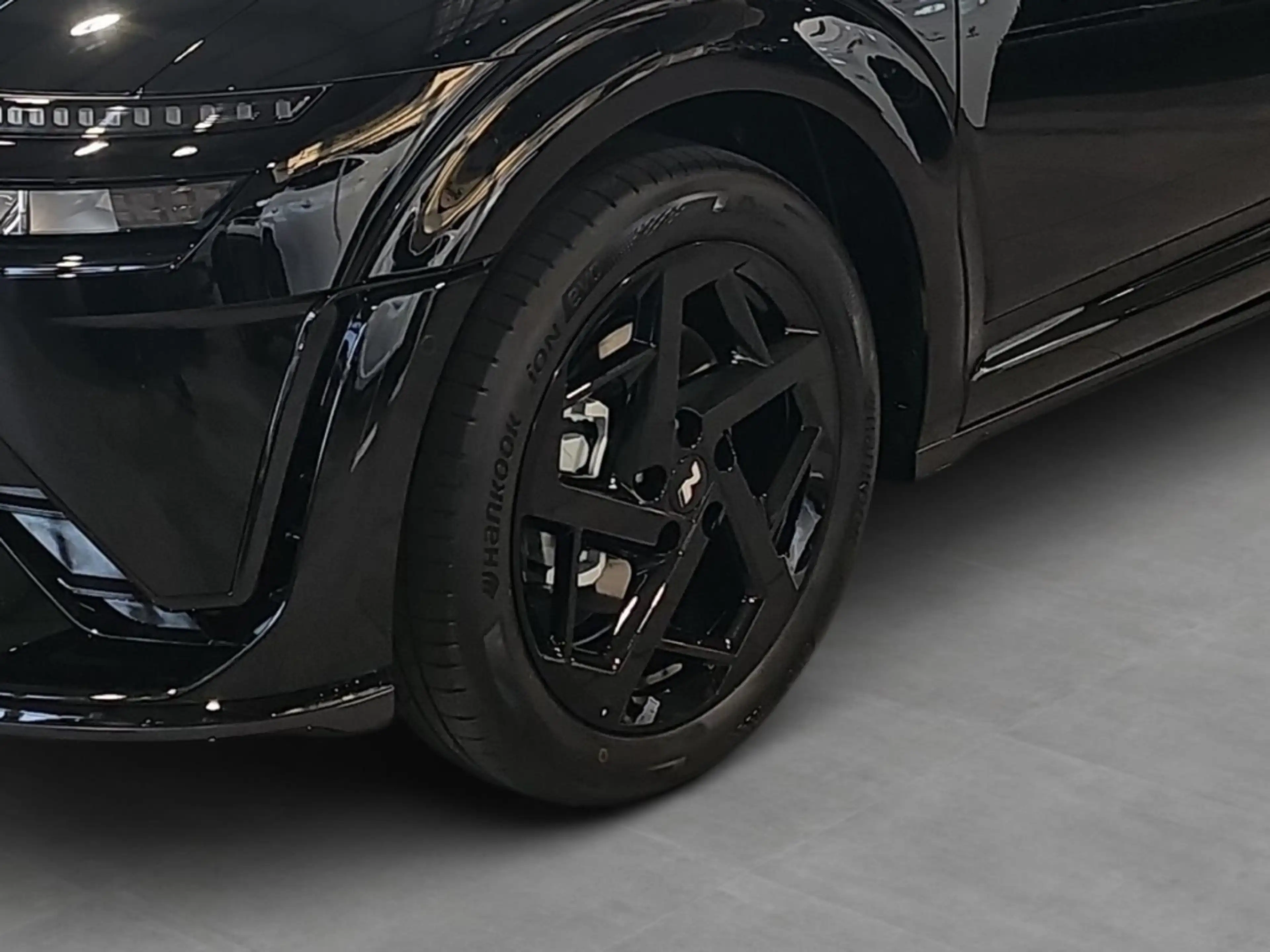 Hyundai IONIQ 3 N-Line 61kWh Voll-LED Kamera Navi — photo 6