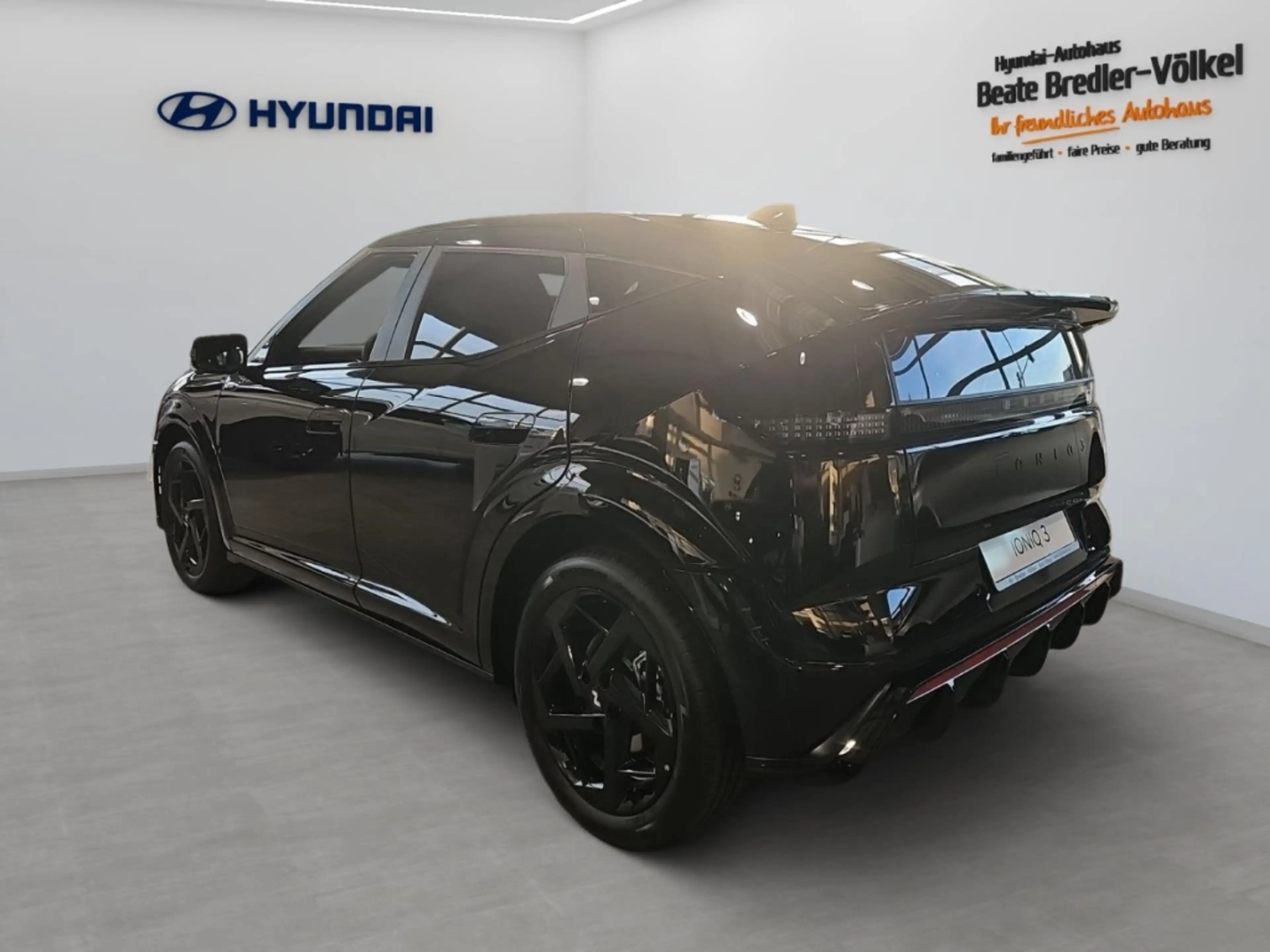 Hyundai IONIQ 3 N-Line 61kWh Voll-LED Kamera Navi — photo 4
