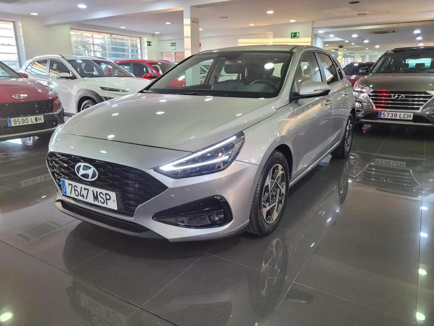 Hyundai i30 1.0 TGDI Klass 48V 100 Plateado - 2