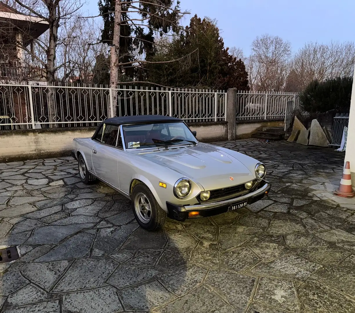 Fiat 124 Spider America Argent - 1