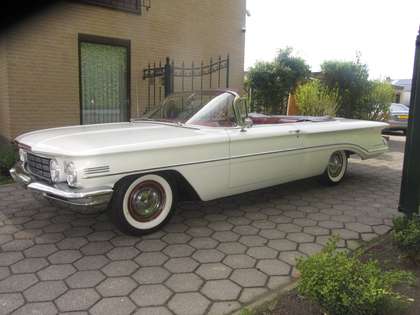 Oldsmobile Dynamic 88 Cabrio V 8 Rocket Motor