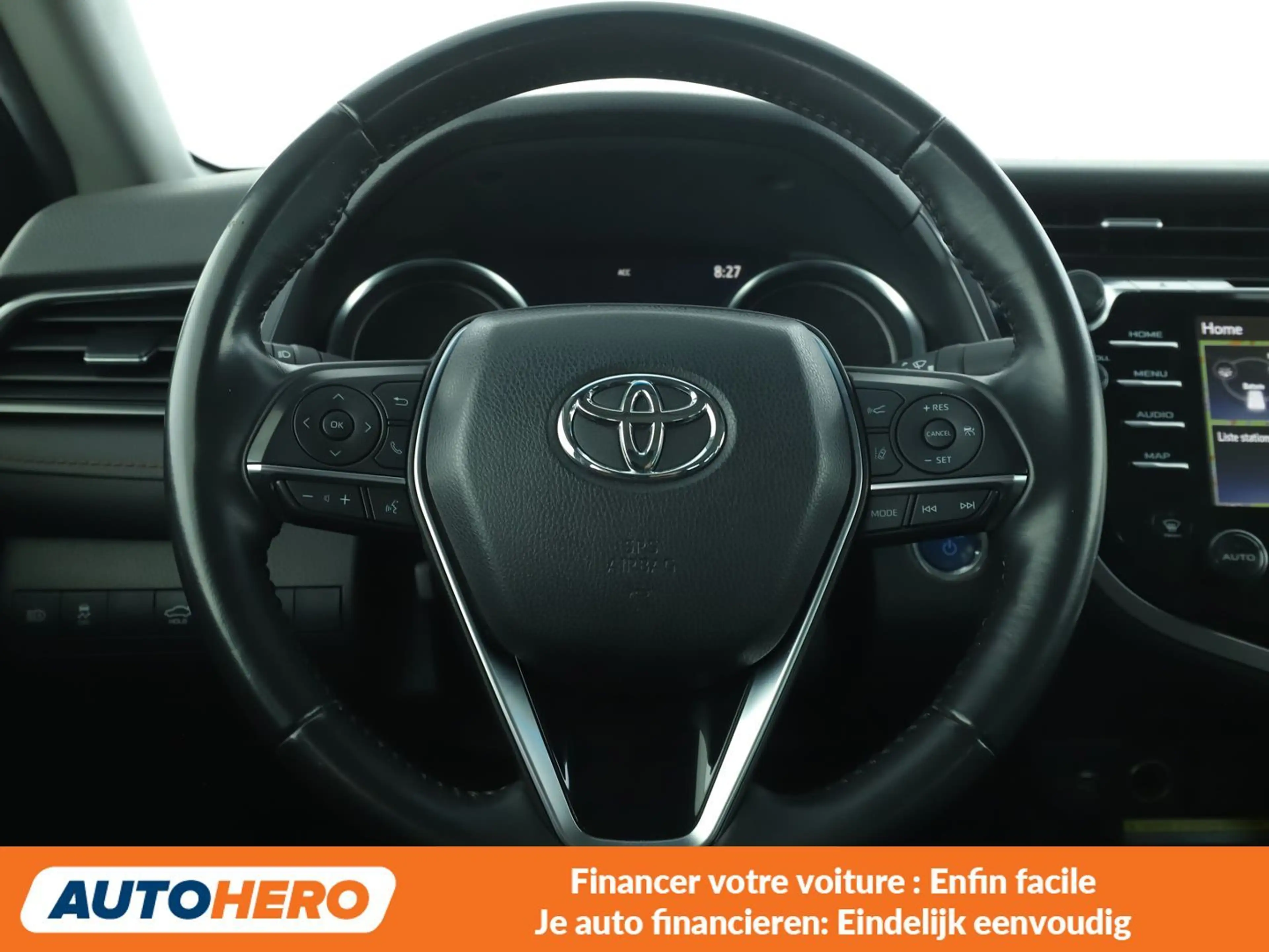 Toyota Camry 2.5 Hybrid Business Edition — photo 5