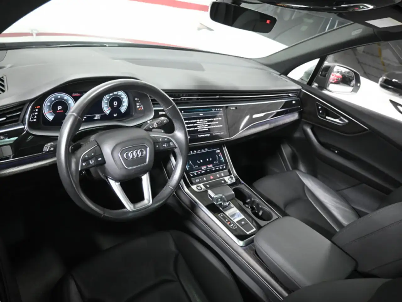 Audi Q7 снимка Audi Q7