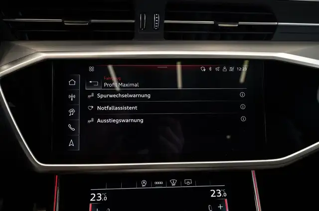 Audi S6 view 27