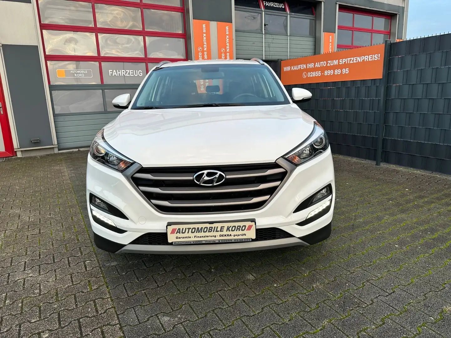 Hyundai TUCSON /Navi/Kamera/AHK/1-Hand/ Weiß - 1