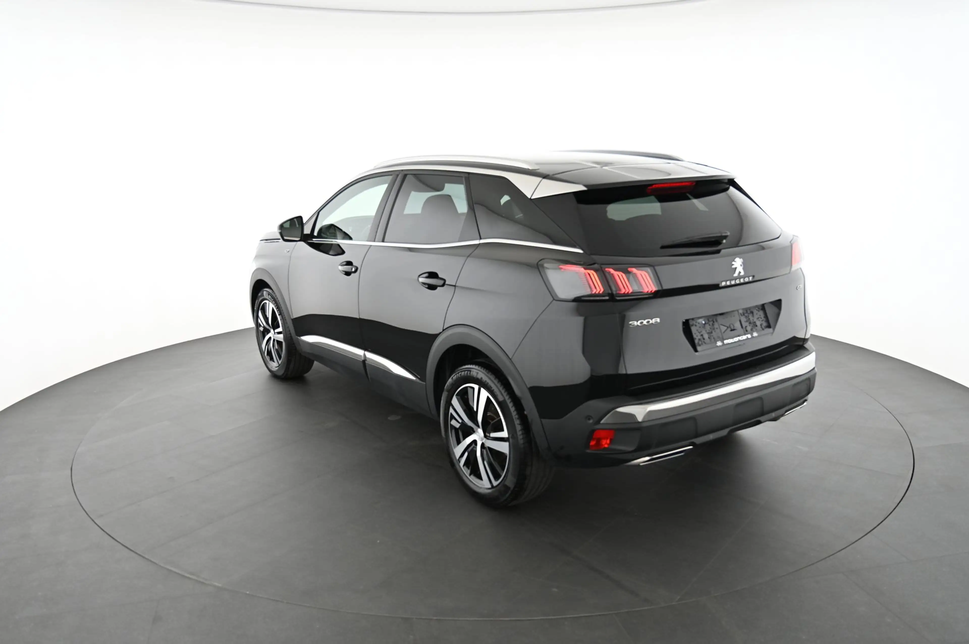 Peugeot 3008 1.2 PureTech 130 GT EAT8 7-Sitzer Pickerl NEU — photo 9