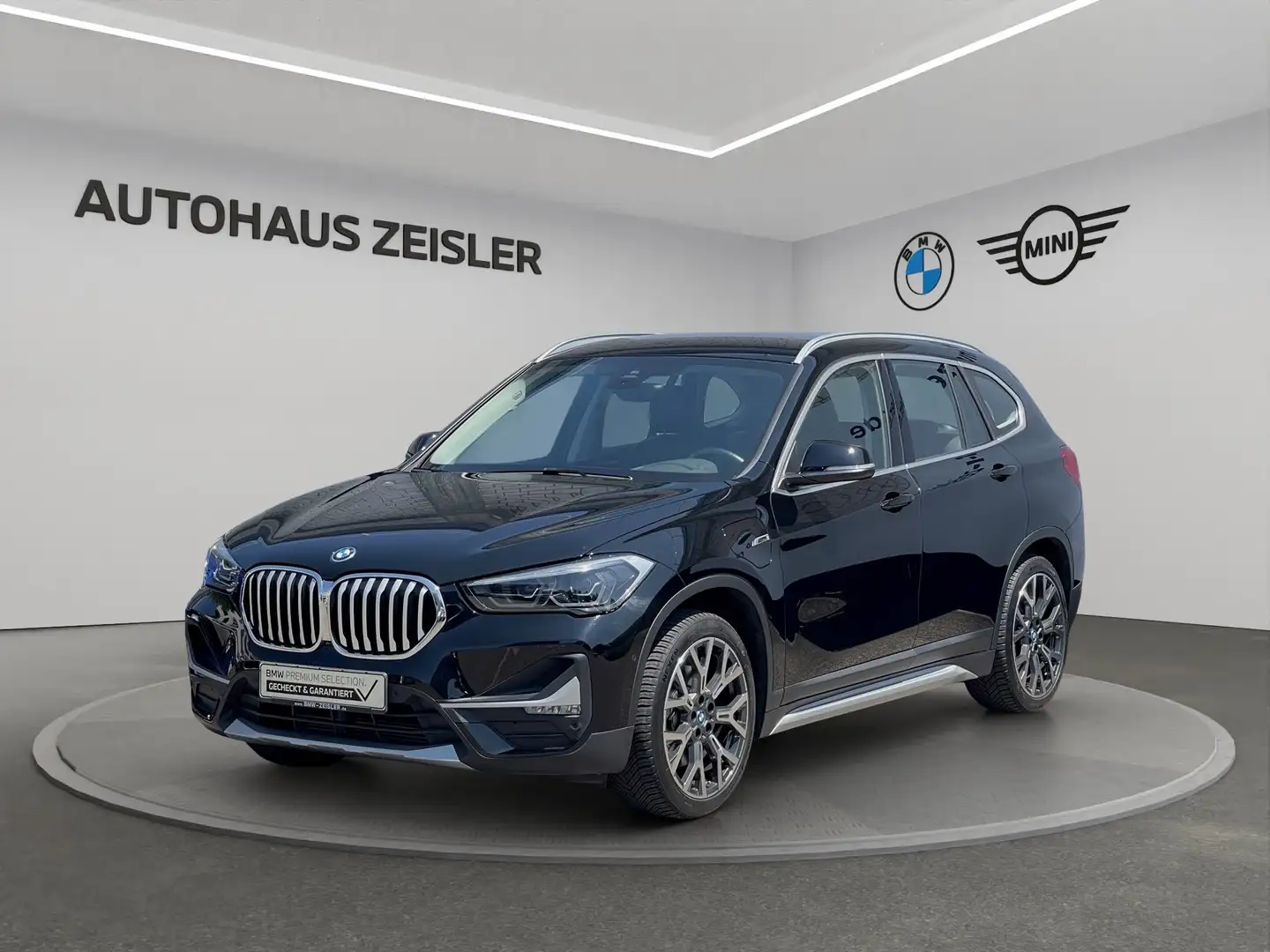 BMW X1 xDrive25e xLine DrivingAssistant+ DAB Navi Sportsi Negro - 1