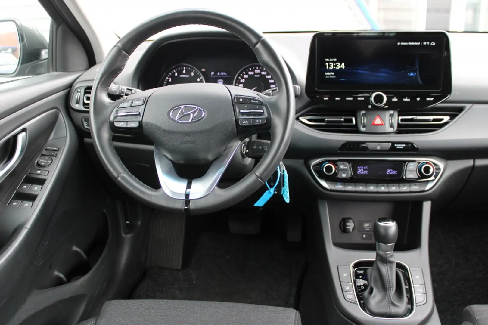 Hyundai i30 Wagon 1.0 T-GDi M-HEV Comfort Smart Automaat Grijs - 2