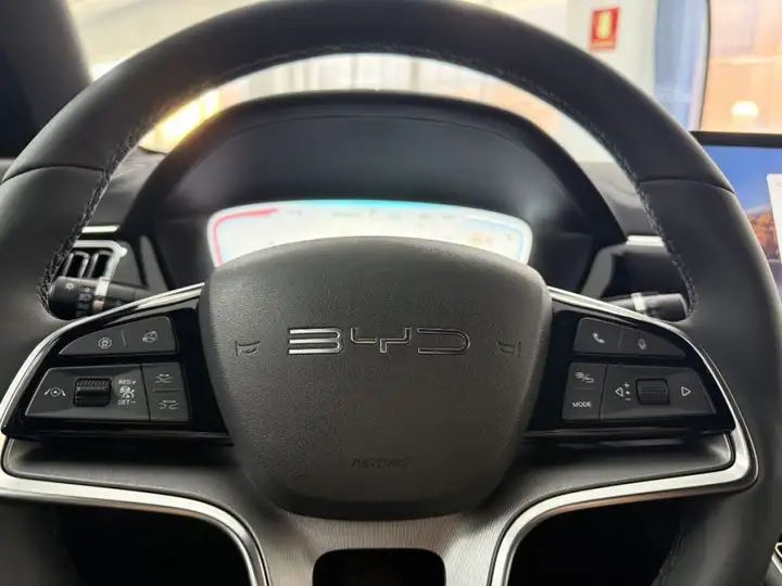 BYD Seal U 2025, foto 15
