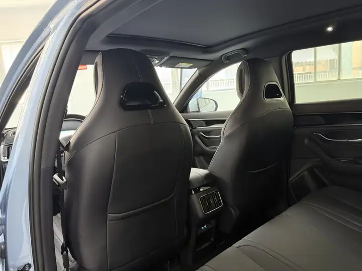 BYD Seal U 2025, foto 17