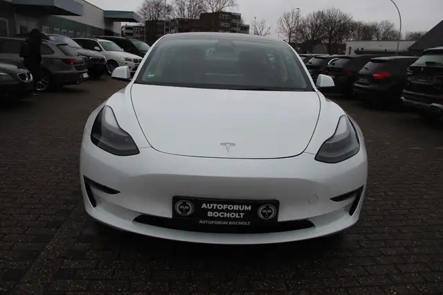 Tesla Model 3 Long Range Dual AWD
