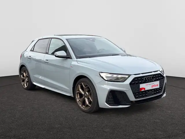 Audi A1 view 5