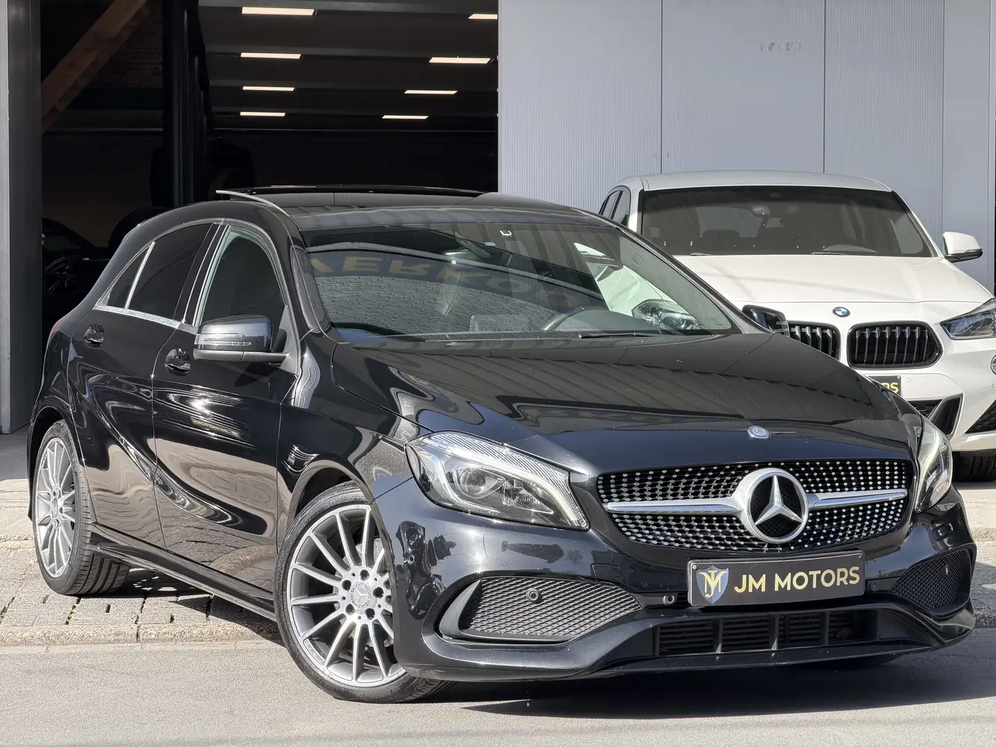 Mercedes-Benz A 220 d • AMG Pack • Panodak • Navi Pro • Facelift Schwarz - 2