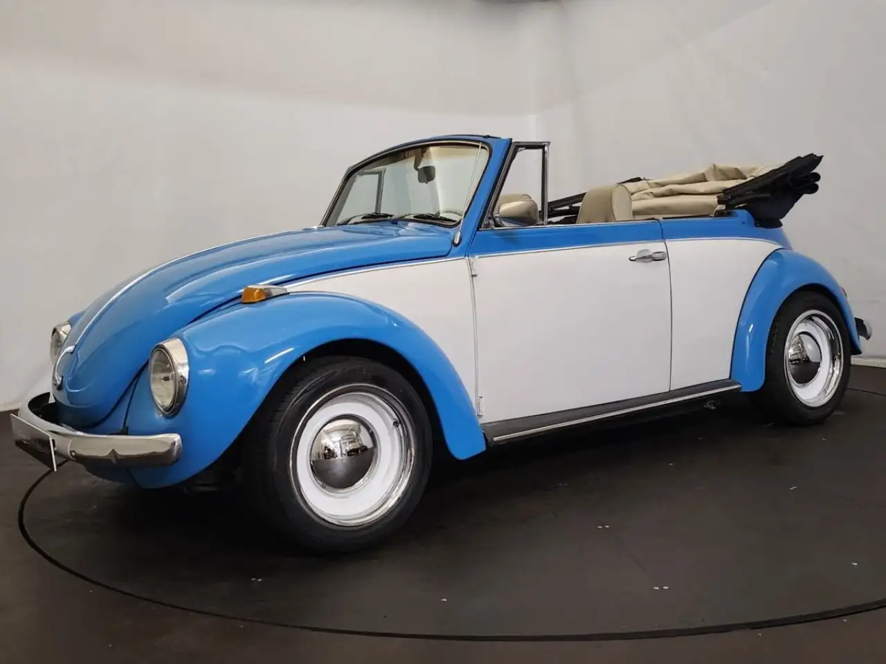 Volkswagen Coccinelle 1302 cabriolet, foto 8
