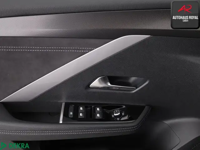 Opel Astra view 14