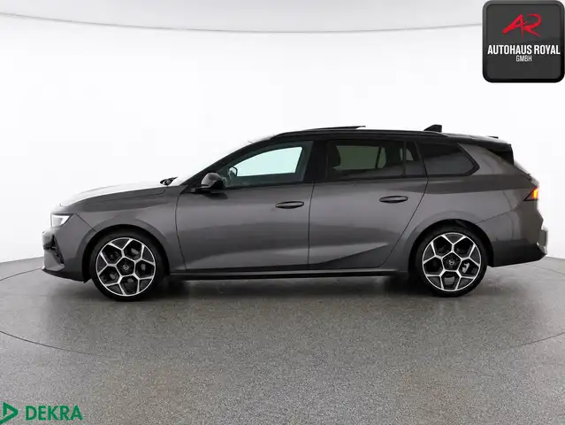 Opel Astra view 2