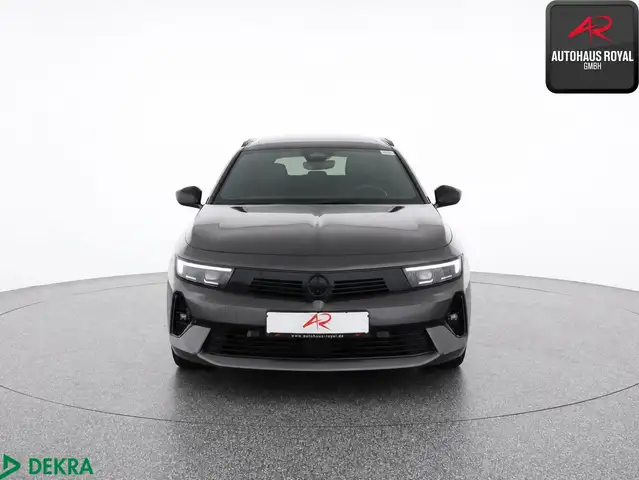 Opel Astra view 8