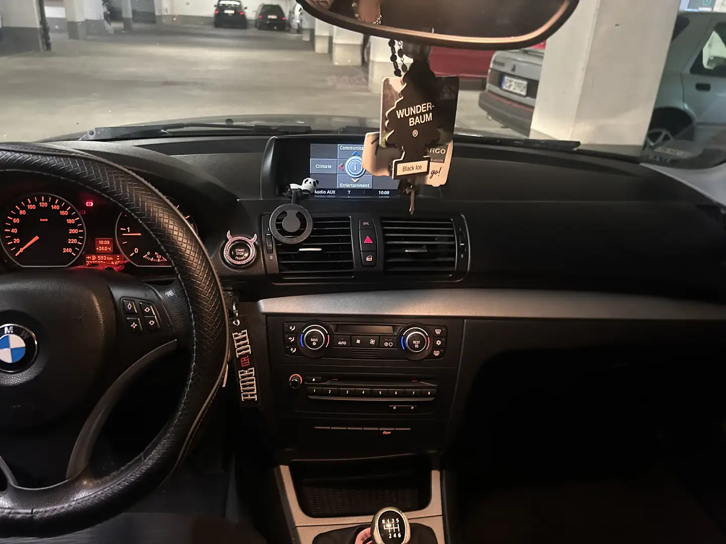 BMW 118 118d 143PS - 2