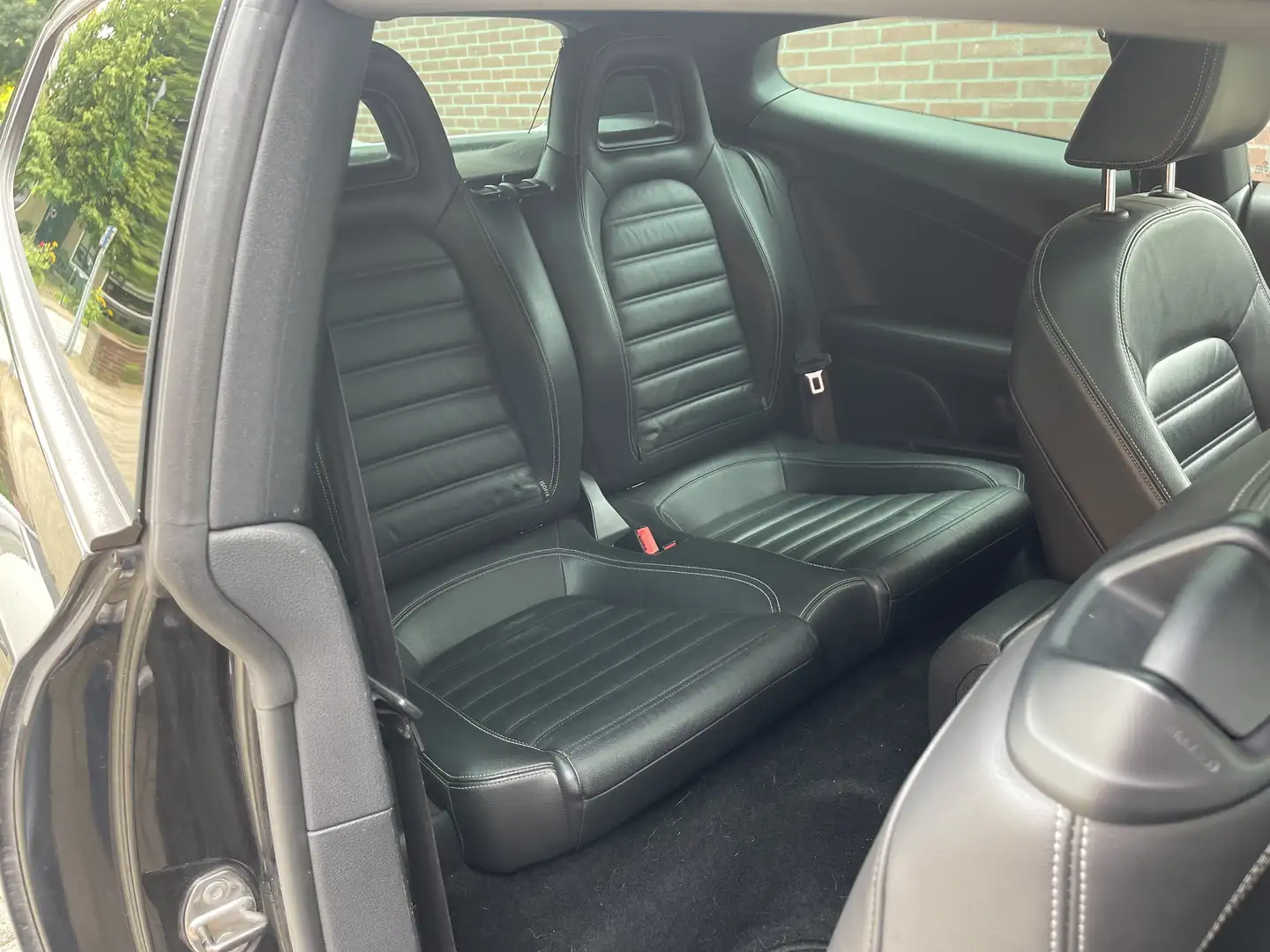 Volkswagen Scirocco 2.0 TDI Чорний - 2