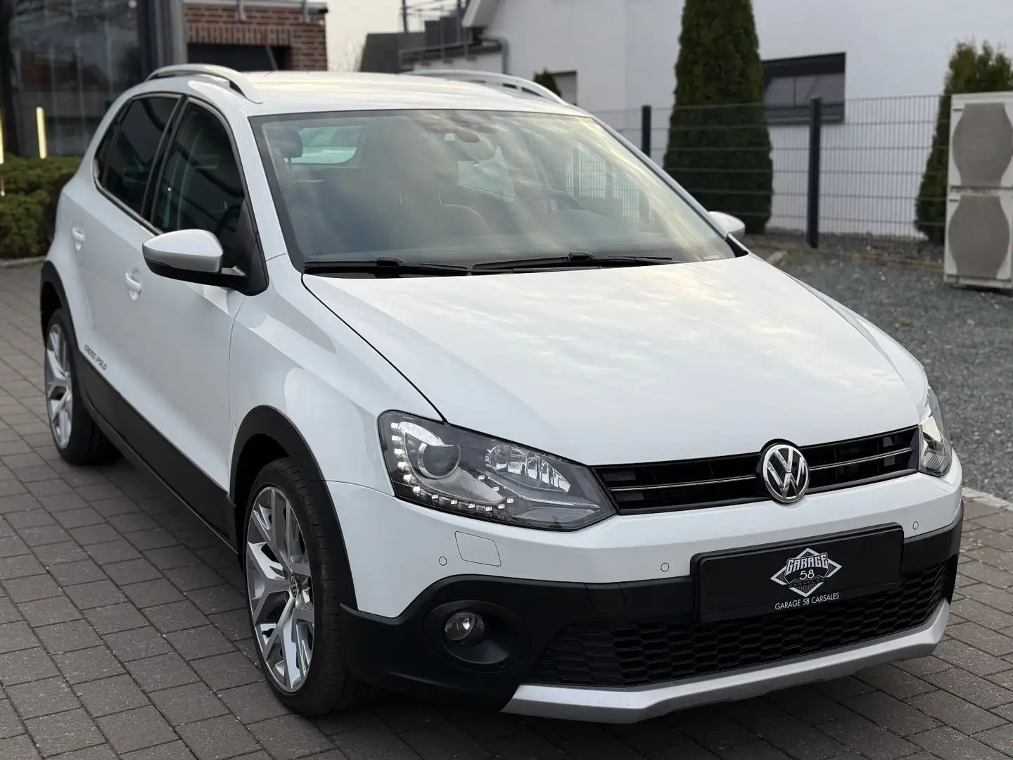 Volkswagen Polo CrossPolo BT 1.4 TDI DSG/EU6/Clima/LED/5-T Blanc - 1