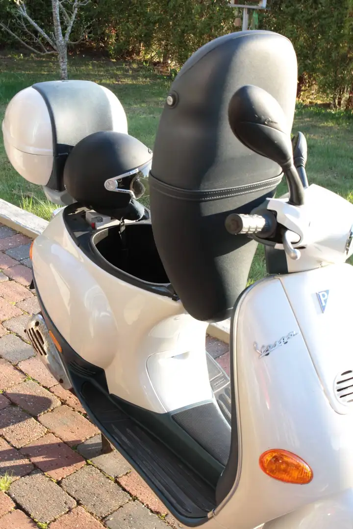 Vespa T 5 Blanco - 2