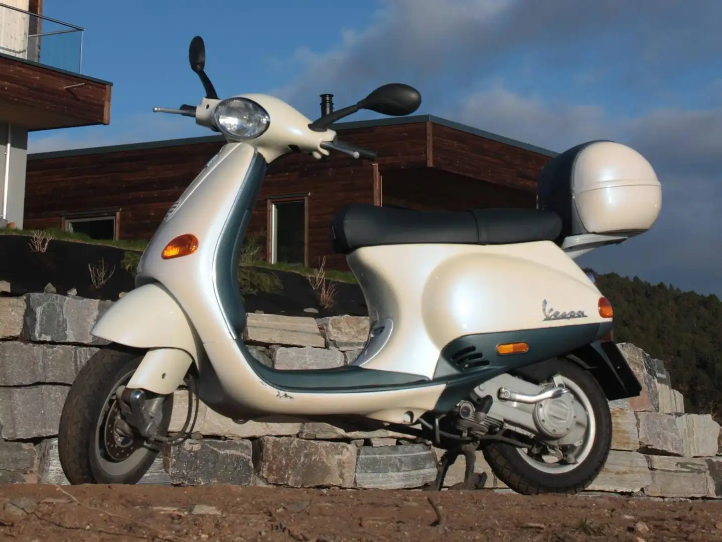 Vespa T 5 Blanco - 1