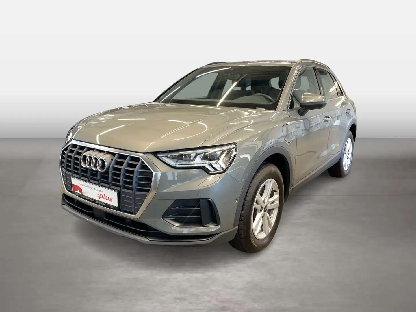 Audi Q3 45 TFSI e S tronic Matrix 2xKlima ACC AUT LED Grau - 2