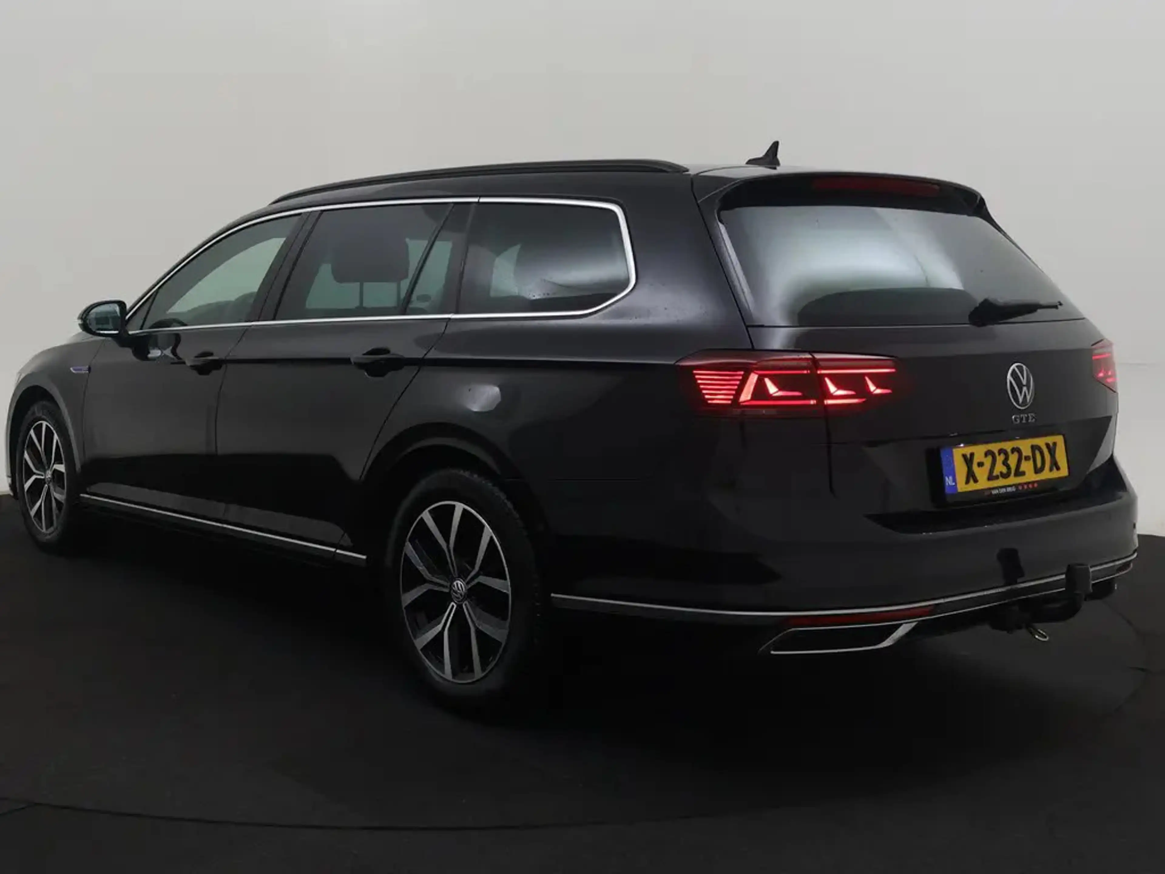 Volkswagen Passat Variant 1.4 TSI PHEV GTE Business PHEV GTE Zakelijk | LED- — photo 4