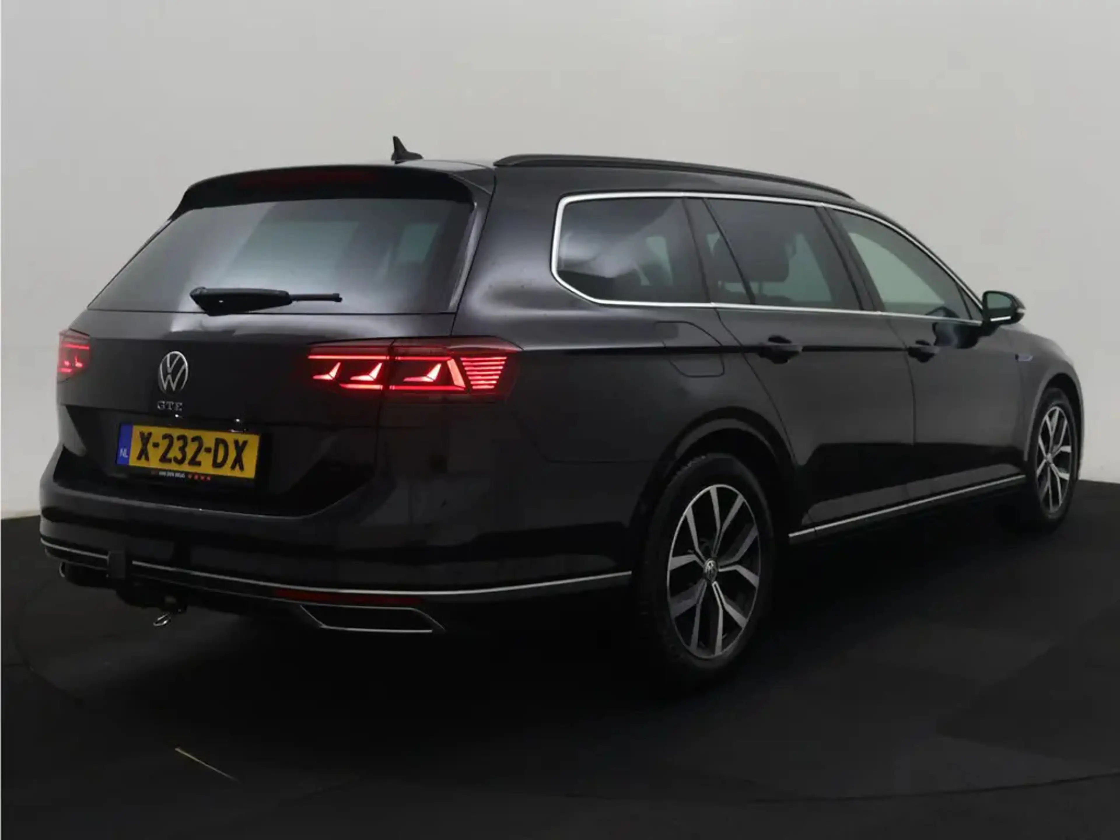 Volkswagen Passat Variant 1.4 TSI PHEV GTE Business PHEV GTE Zakelijk | LED- — photo 2