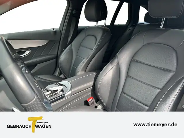 Mercedes-Benz 300 view 10
