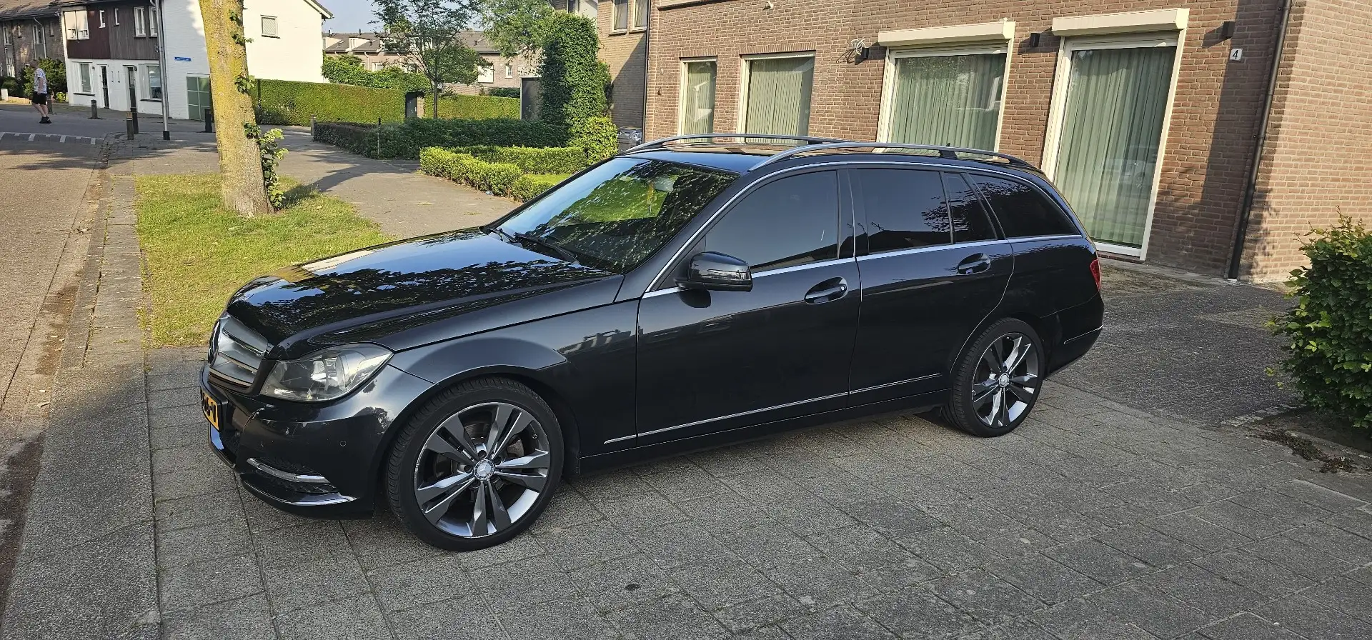Mercedes-Benz C 220 Elegance Zwart - 2