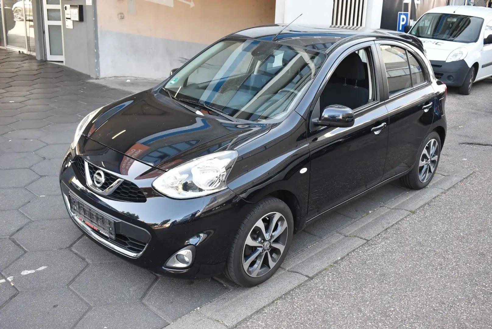 Nissan Micra Acenta*Automatik*Tüv Neu*Service Neu Schwarz - 2
