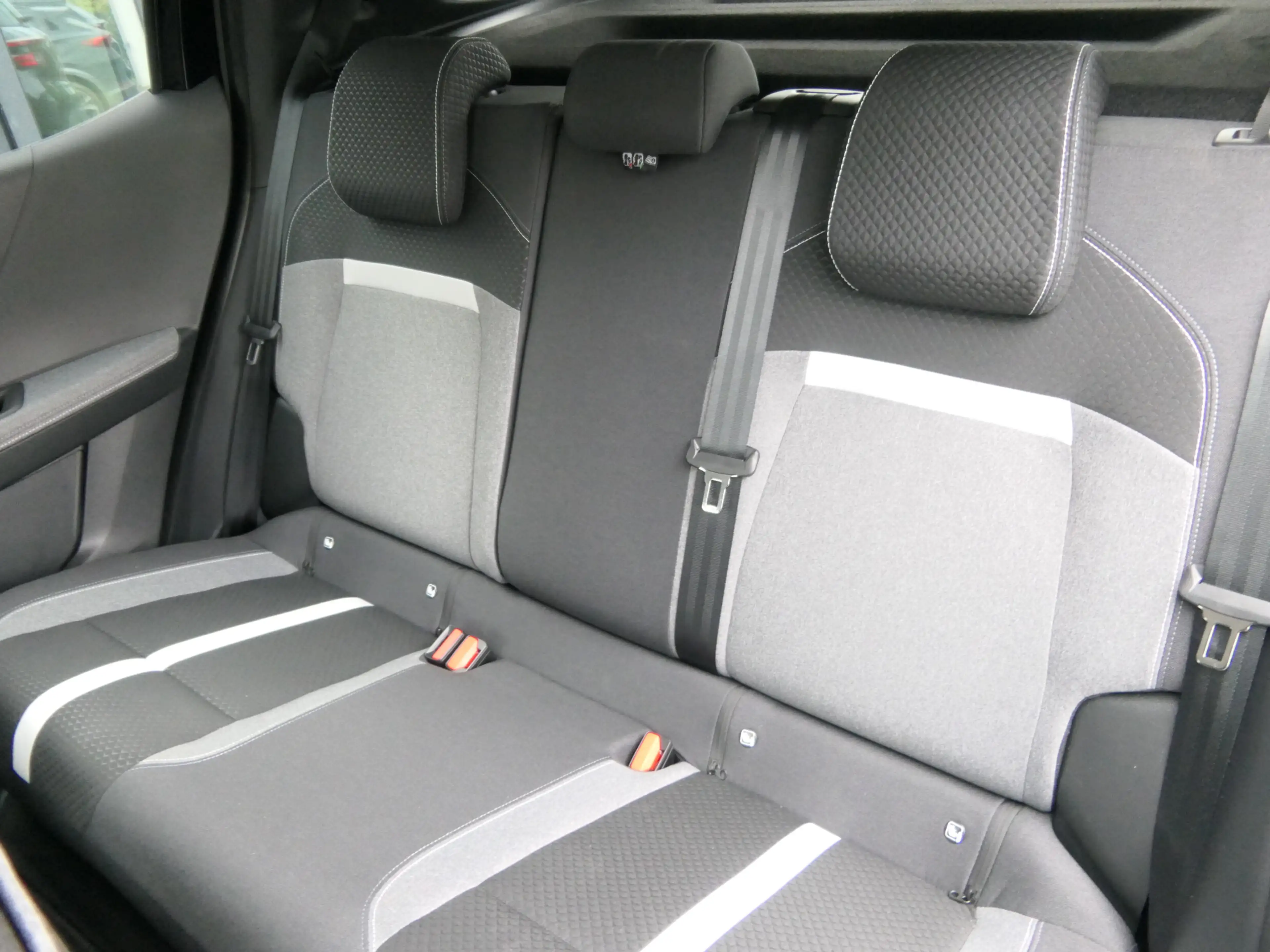 Opel Frontera Extended Range Electric GS 54 kWh | 100% elektrisc — photo 6