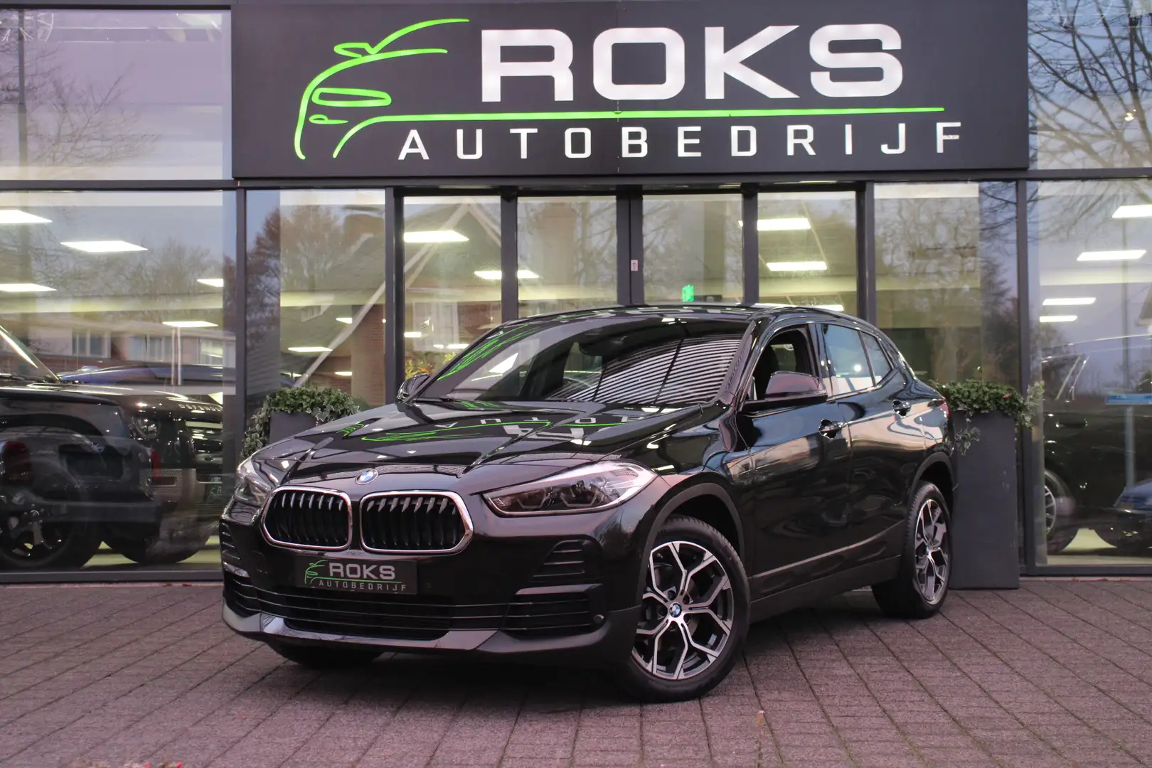 BMW X2 sDrive18i Executive Shadowline Navi/Ambiente/Led/1 Noir - 1