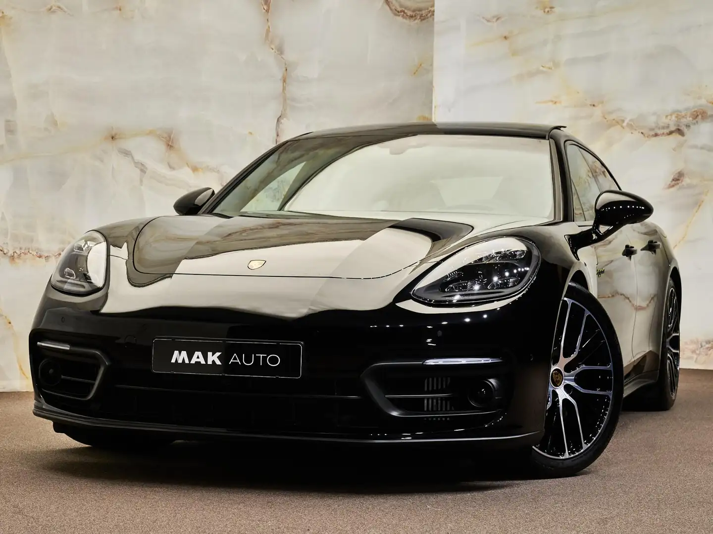 Porsche Panamera Sport Turismo 2.9 4 E-Hybrid Platinum Edition, PPF Fekete - 1