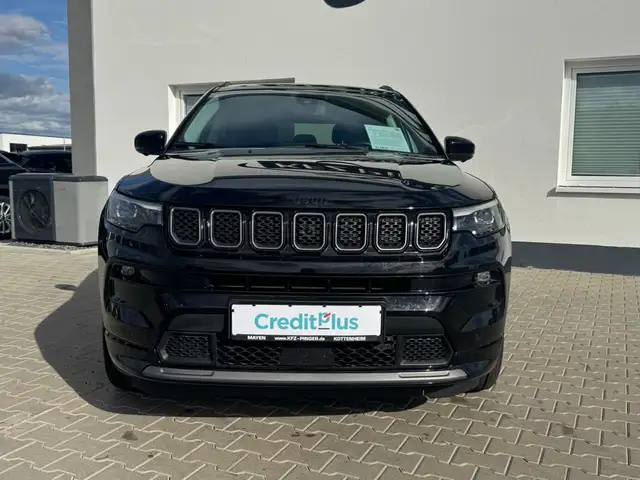 Jeep Compass view 4