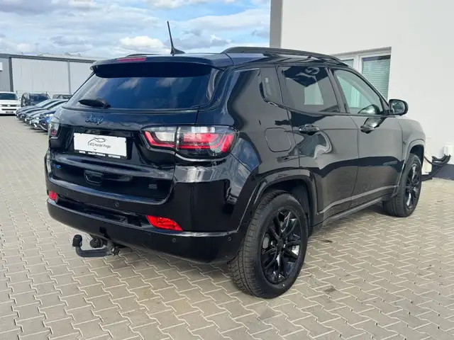 Jeep Compass view 6