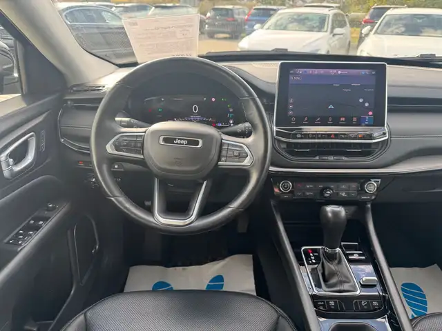 Jeep Compass view 13