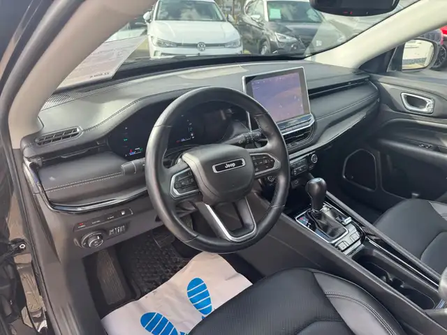 Jeep Compass view 12
