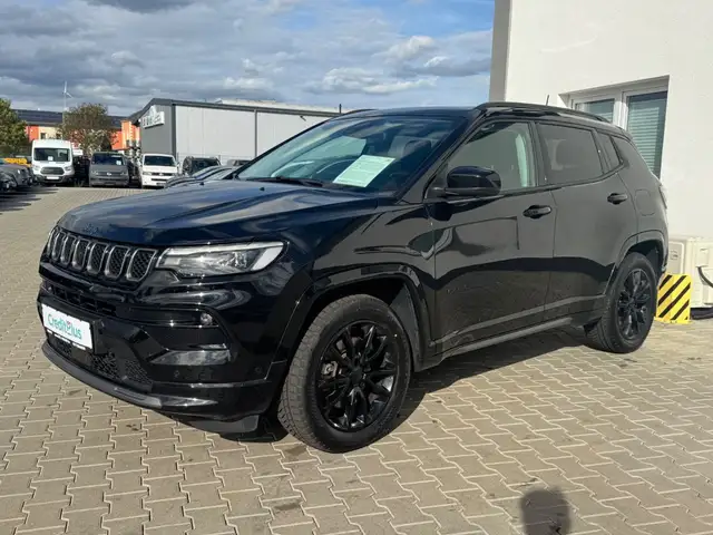 Jeep Compass view 3