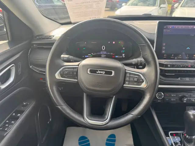 Jeep Compass view 14
