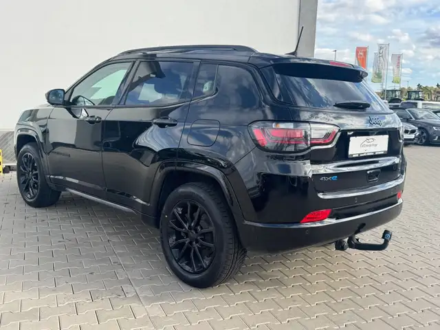 Jeep Compass view 5