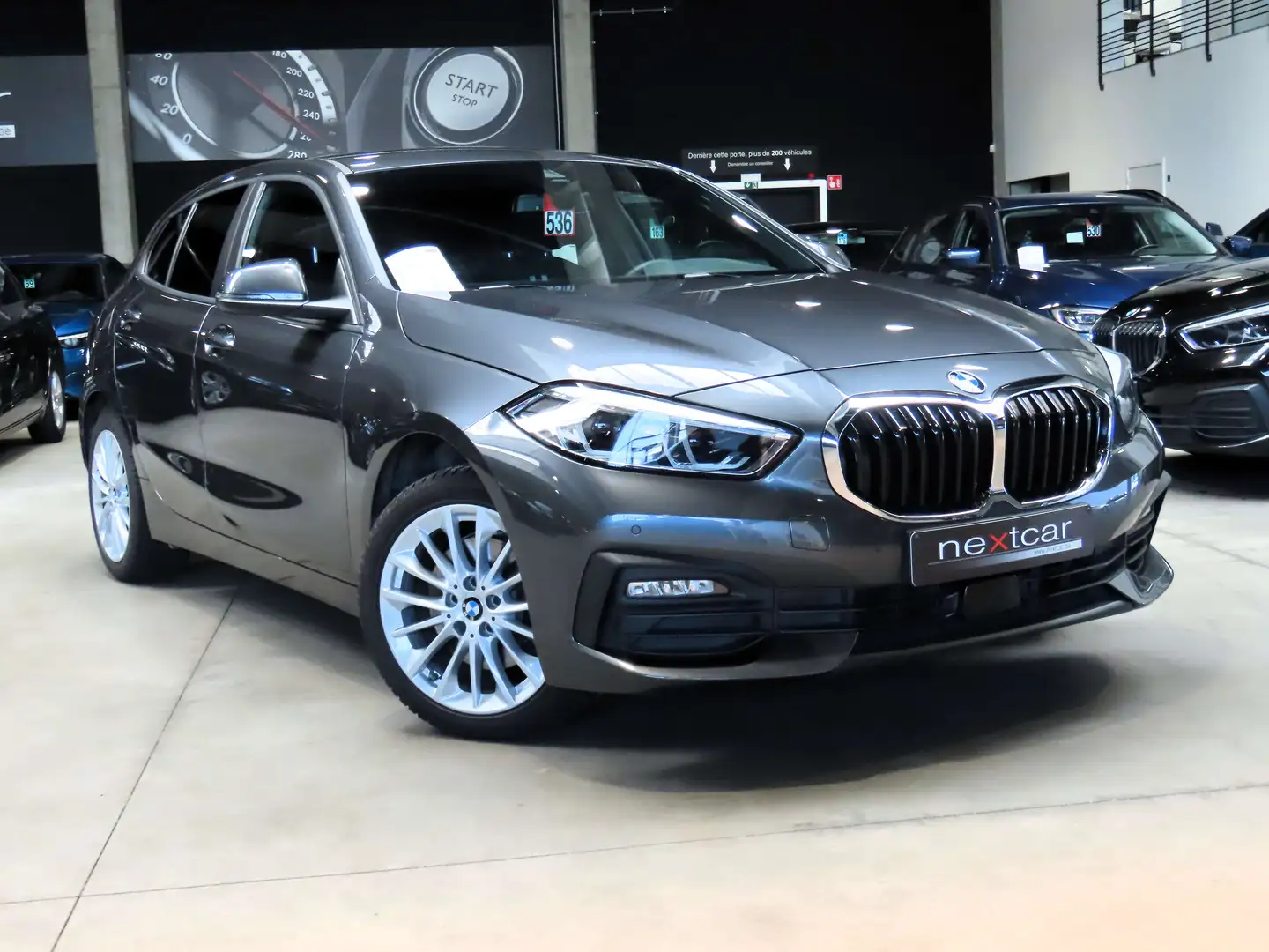 BMW 116 d Hatch Sportline *LED-NAVI PRO-DIGITAL-VOLANT M* Gris - 2