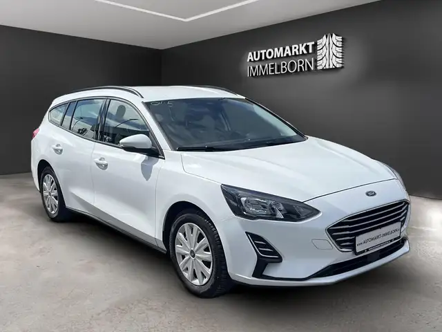 Ford Focus main image
