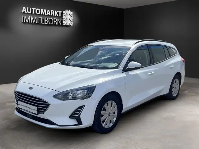 Ford Focus view 4