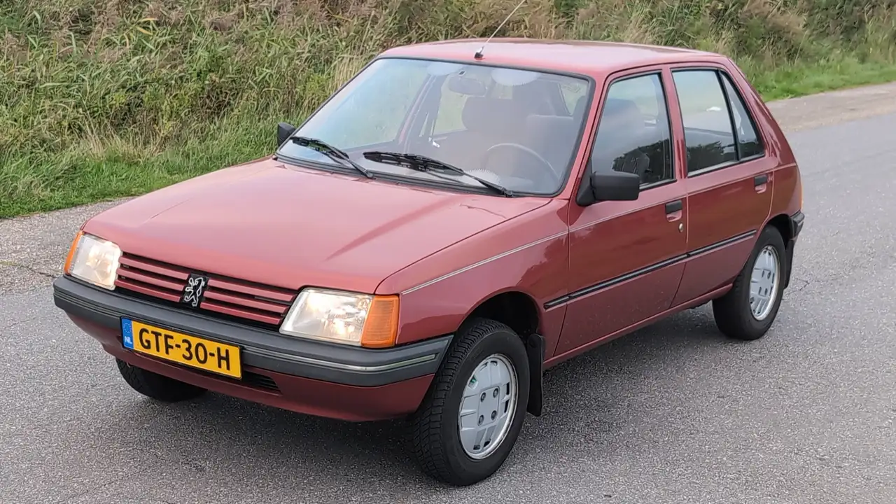 Peugeot 205 Bordeaux 1987 | APK | 61.205km | Nette Oldtimer, foto 5