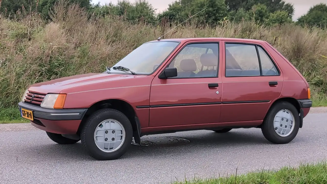 Peugeot 205 Bordeaux 1987 | APK | 61.205km | Nette Oldtimer, foto 7